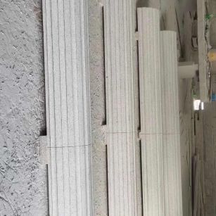 拉萨 花岗岩厂家带你看白麻花岗岩门楼大柱柱皮