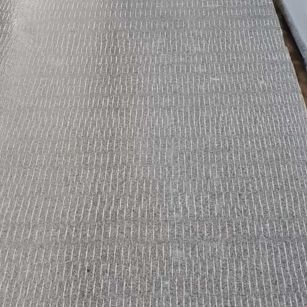 拉萨 芝麻灰花岗岩斧剁面，刀斩面