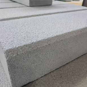 拉萨 芝麻灰荔枝面路沿石