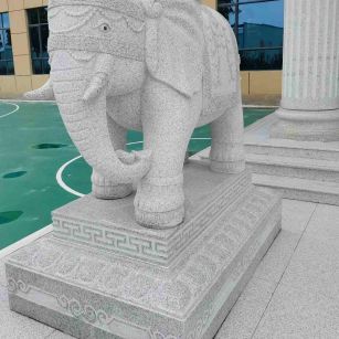 拉萨 白麻花岗岩动物异形石雕-大象