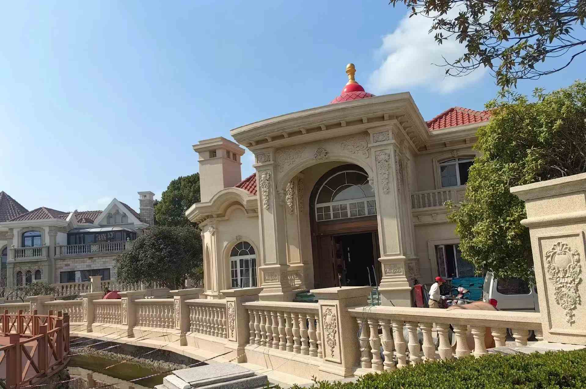 拉萨 黄金麻花岗岩欧式别墅