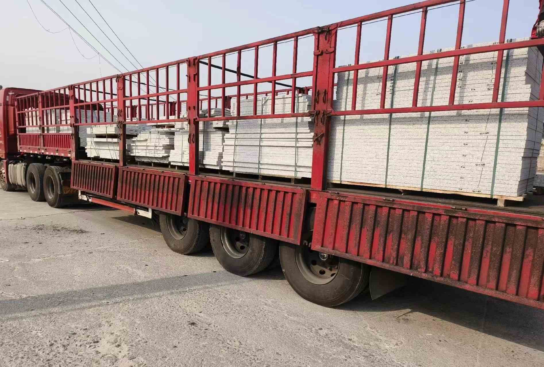 拉萨 白麻荔枝面外墙干挂，工厂装车日常