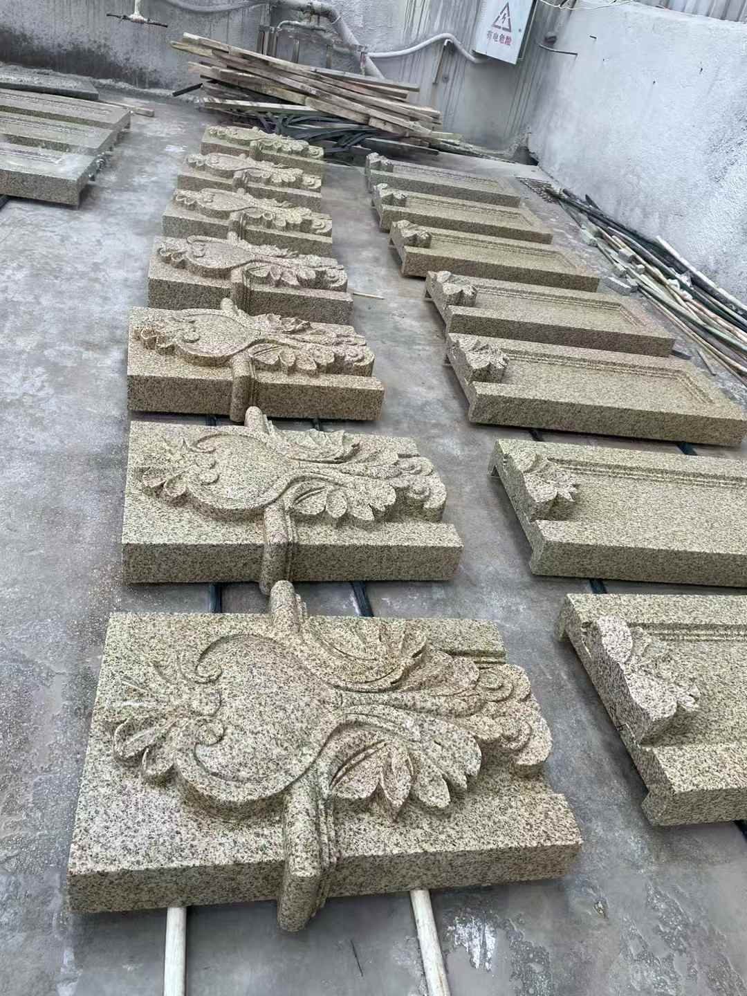 拉萨 黄金麻花岗岩别墅外墙雕刻板