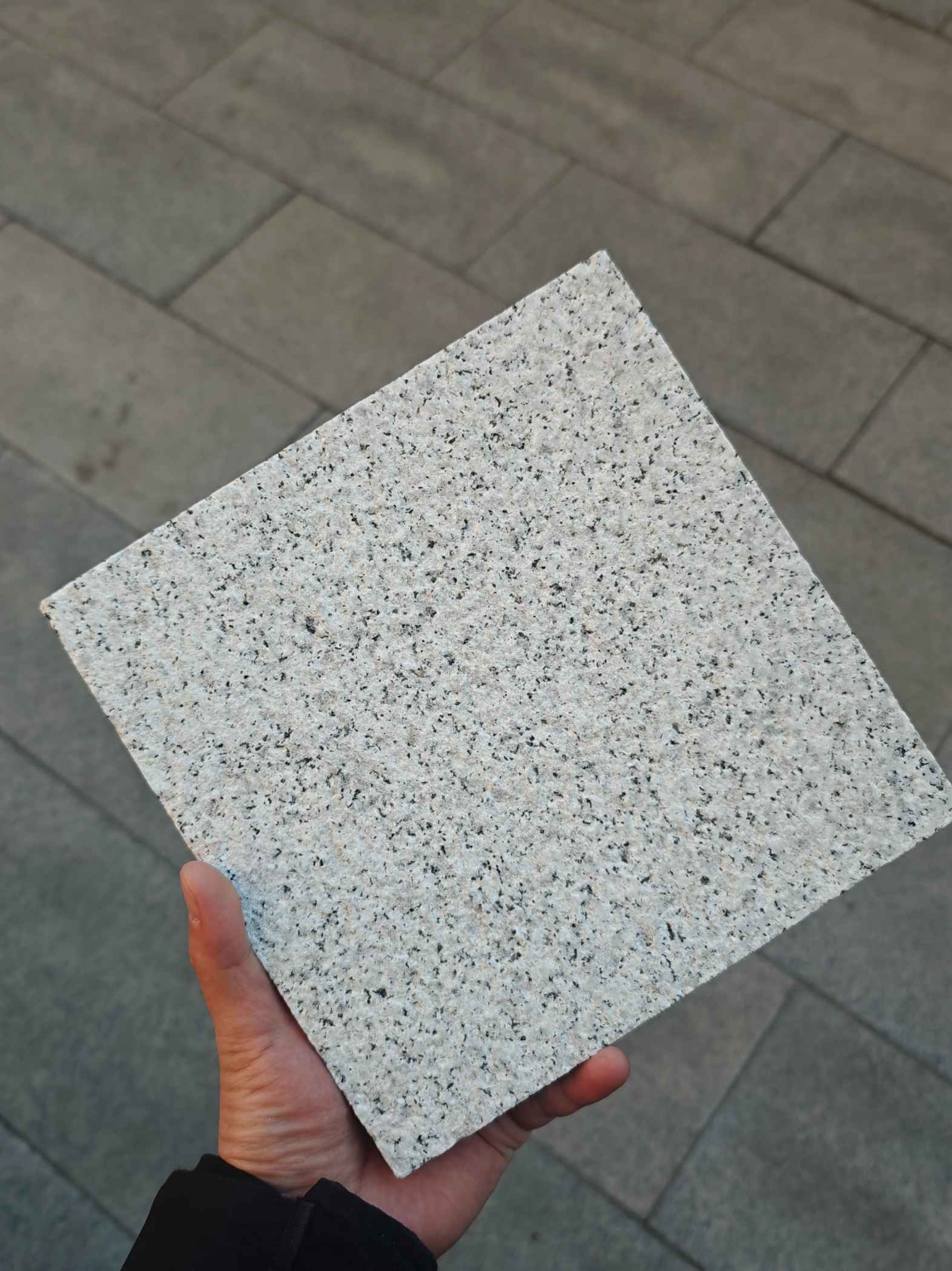 拉萨 白麻荔枝面花岗岩石材