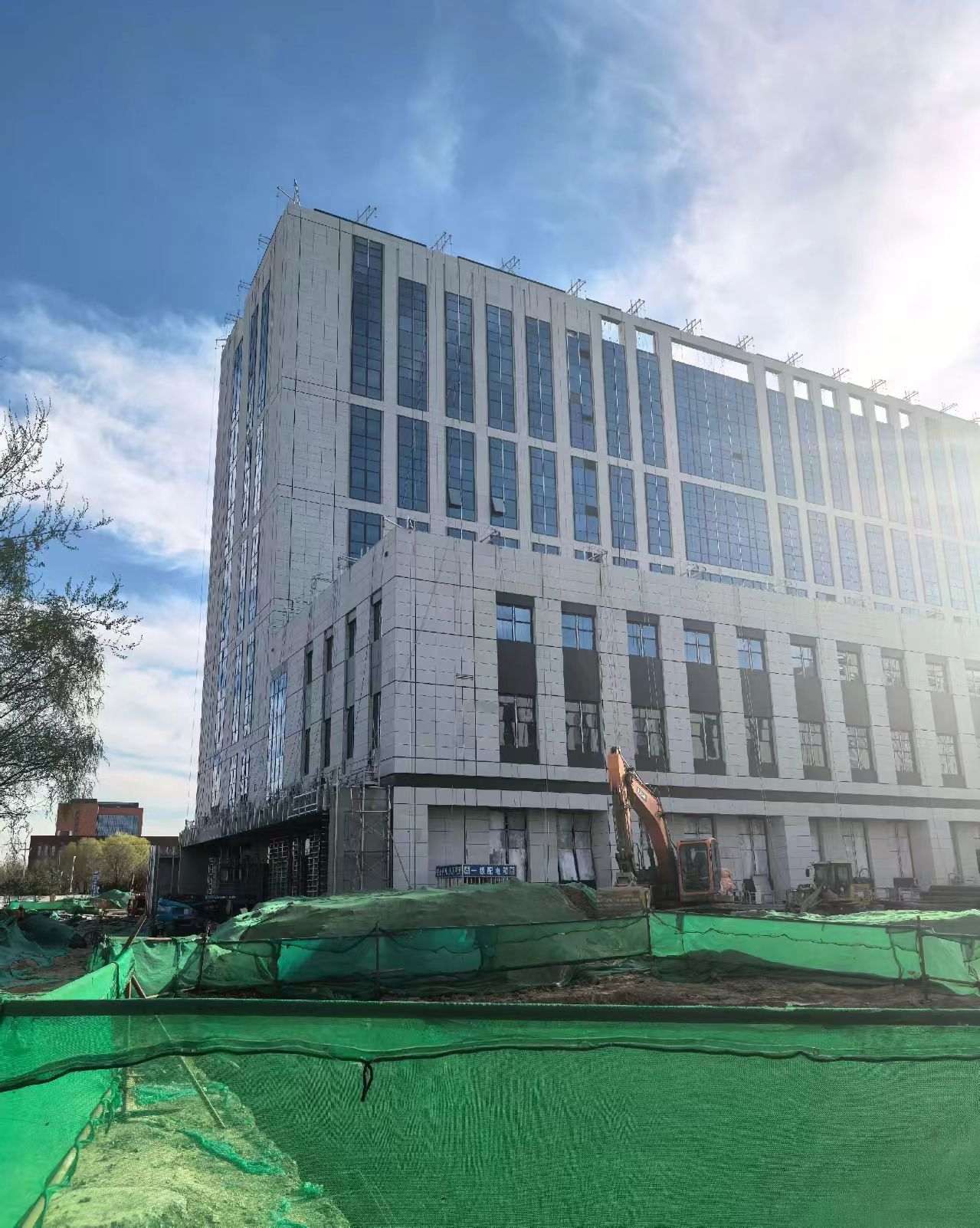 拉萨 白麻花岗岩石材外墙干挂