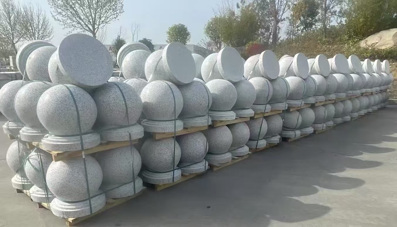 拉萨 白麻花岗岩石材圆球，石球，挡车球，隔离球，景观石球，风水球等