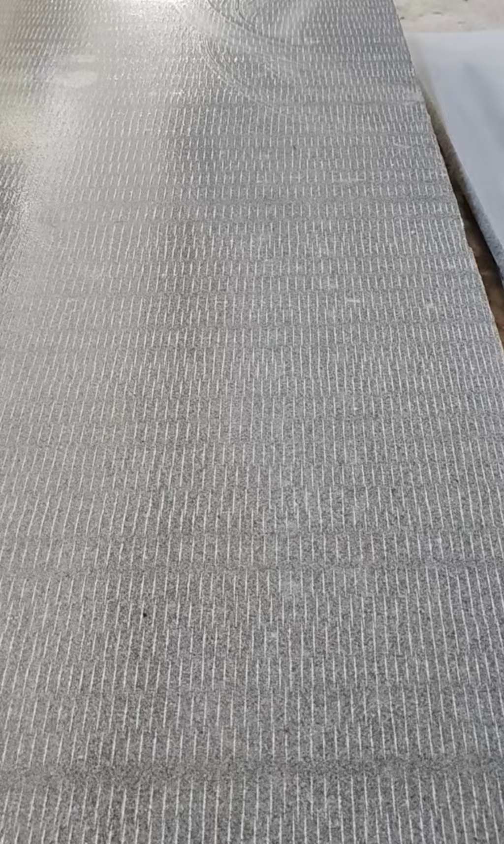 拉萨 芝麻灰花岗岩斧剁面，刀斩面