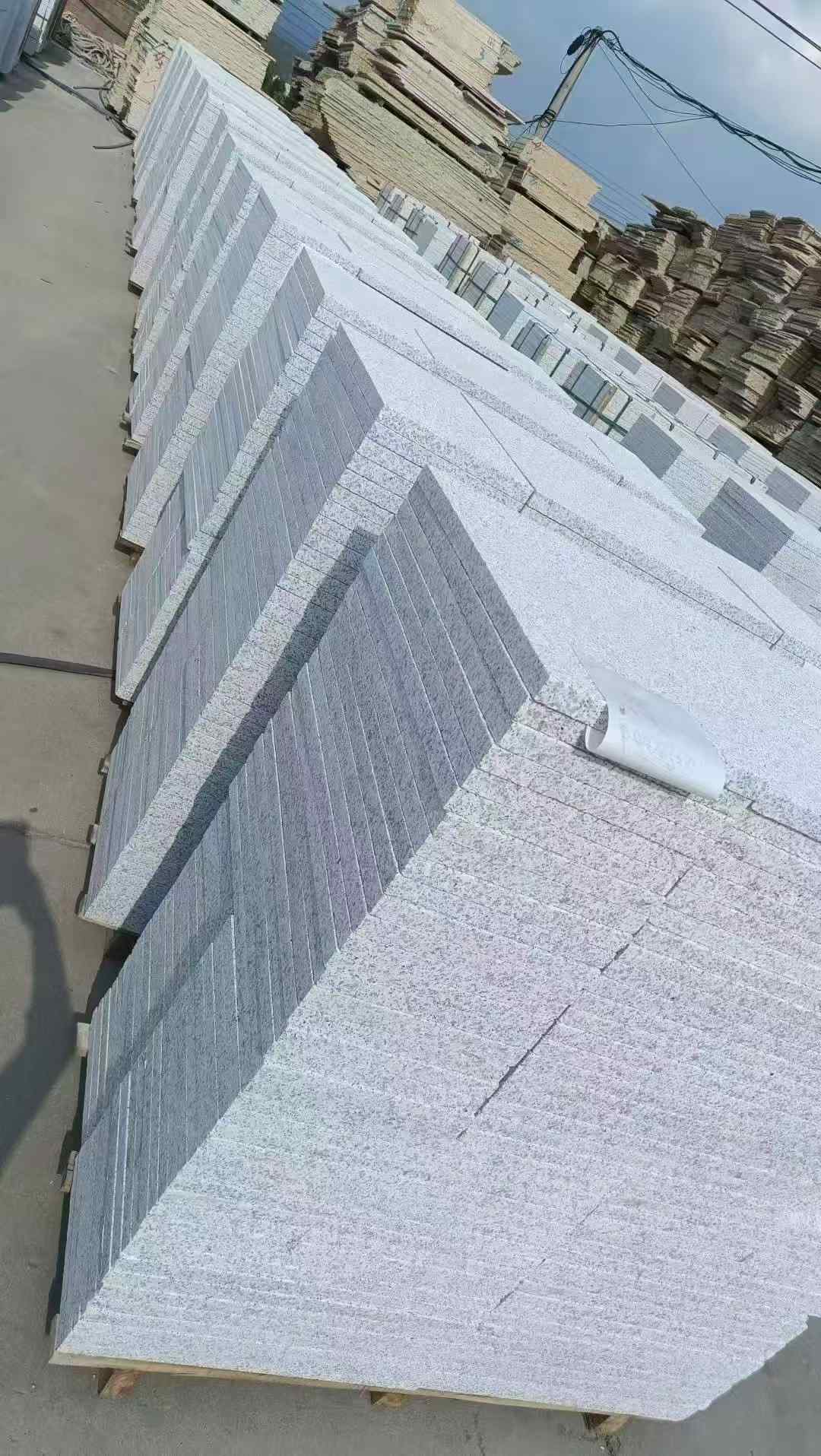 拉萨 白麻荔枝面花岗岩地铺石