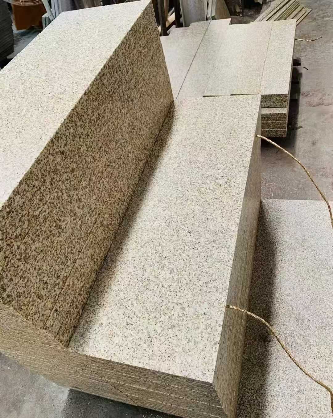 拉萨 黄金麻荔枝面外墙干挂成品