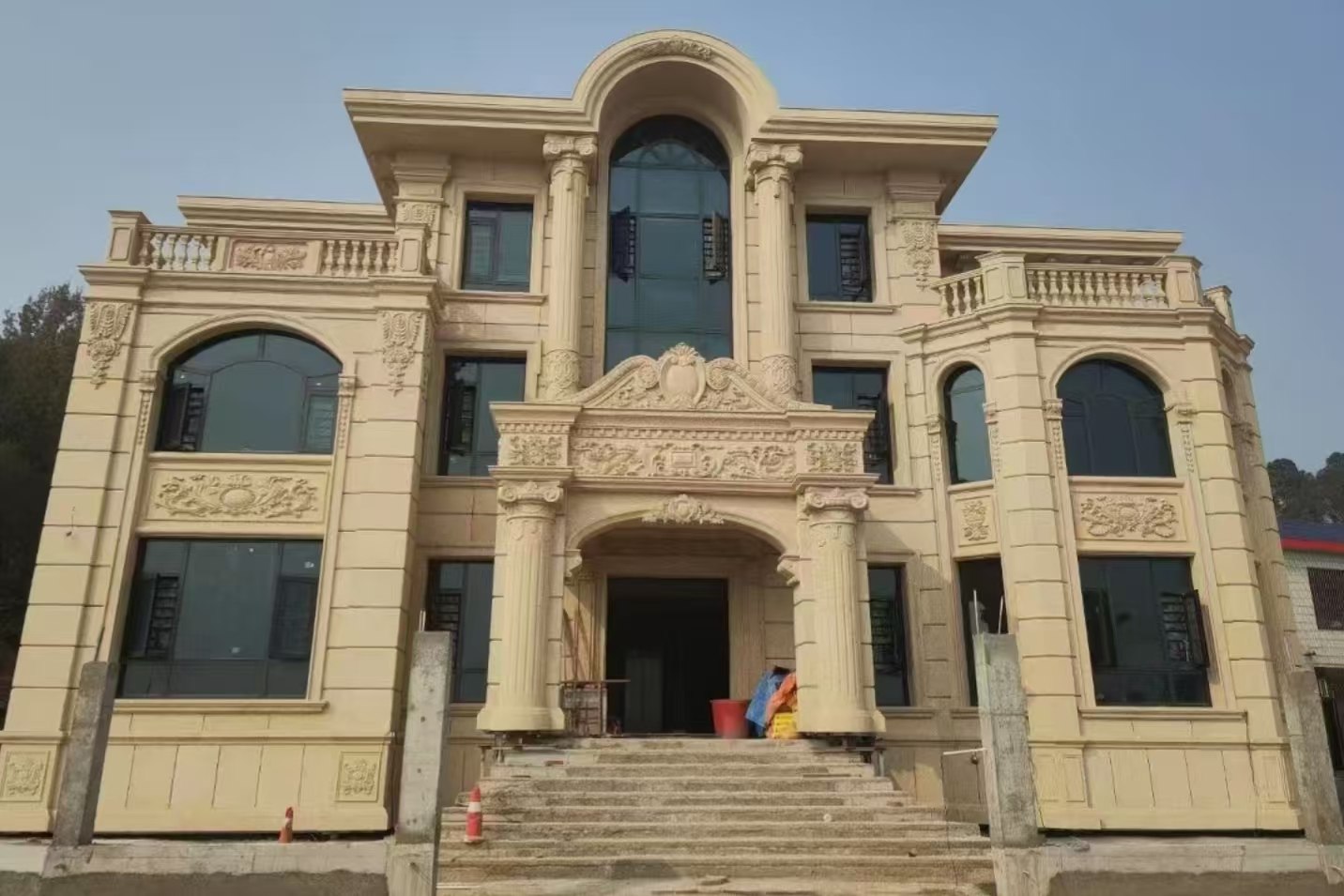 拉萨 黄金麻花岗岩别墅外墙干挂